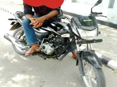 Bajaj Platina ES